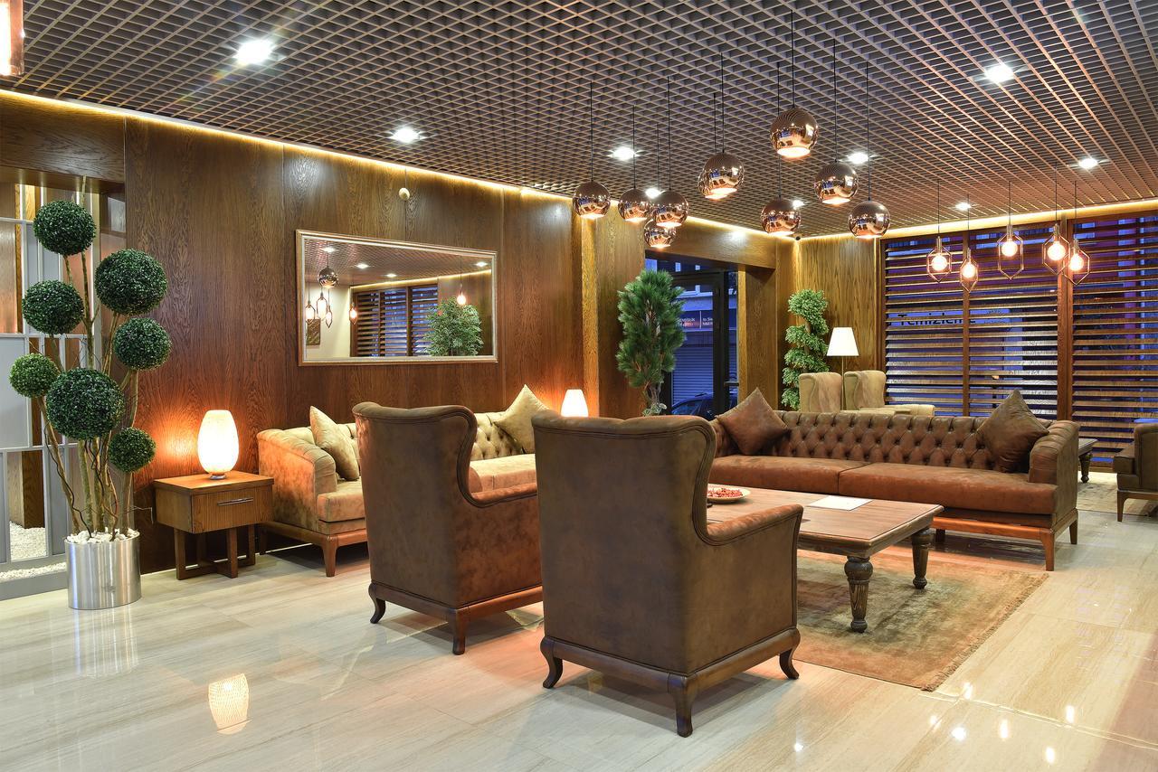 The Elegant Hotel Istanbul Exterior photo
